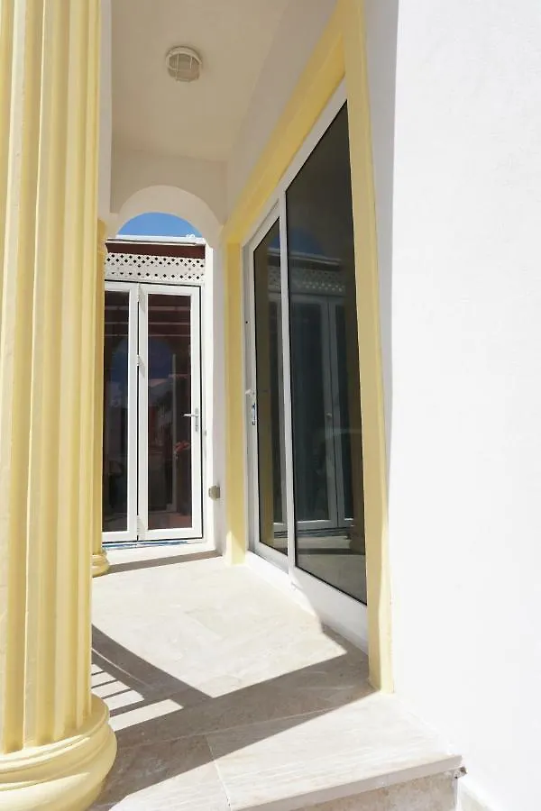 Apartment With Double Bed And Private Outdoor Kitchen Higher Heights, Barbados Christ Church