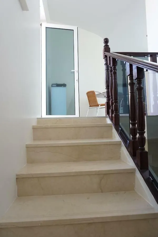 Apartment With Double Bed And Private Outdoor Kitchen Higher Heights, Barbados Christ Church