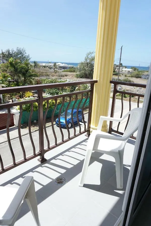 Apartment With Double Bed And Private Outdoor Kitchen Higher Heights, Barbados Christ Church