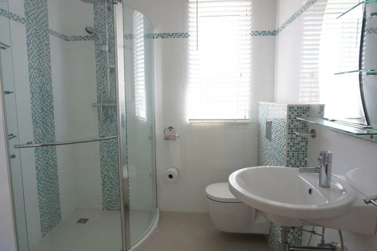 Apartment With Double Bed And Private Outdoor Kitchen Higher Heights, Barbados Christ Church